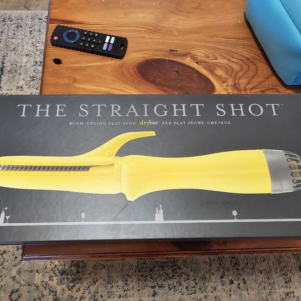 Drybar The Straight Shot Blow-Drying Flat Iron - Yellow